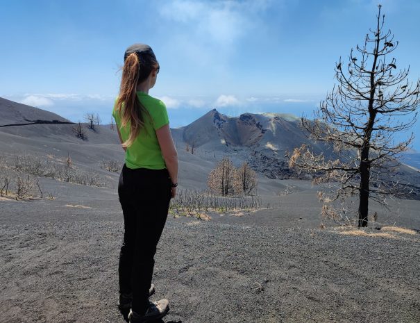 Visita guiada al cráter del nuevo volcán de La Palma en Cumbre Vieja